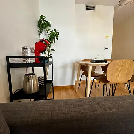 Atico A Con Terraza, Plaza America Apartment *